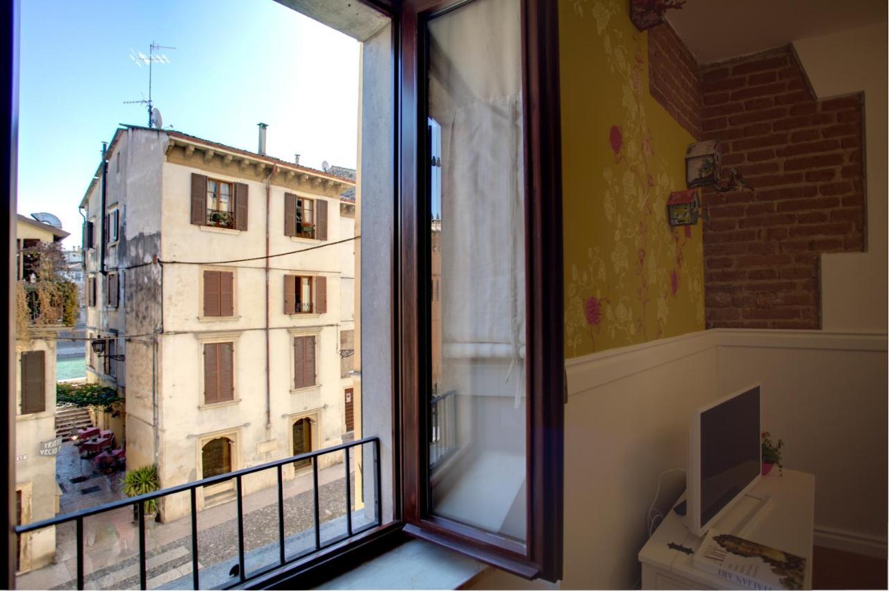 Antica Riva Lägenhet Verona Exteriör bild