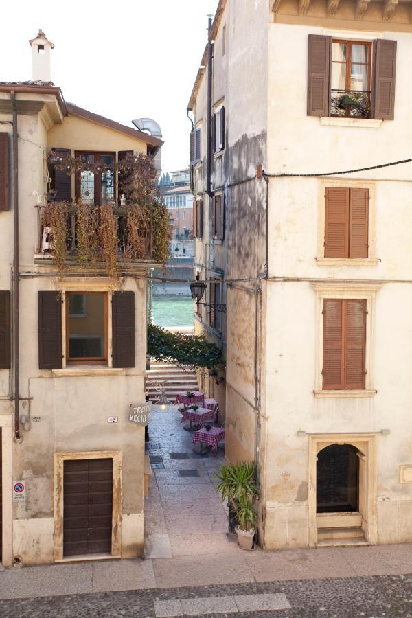 Antica Riva Lägenhet Verona Exteriör bild